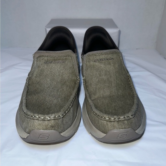 Skechers goga mat Arch Slip-On Men's Casual Slip-On Shoes - Olive and Black - Picture 3 of 8